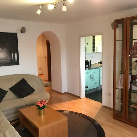 3-zimmer Wohnung, Nahe Messe Dusseldorf/essen * Duisburg