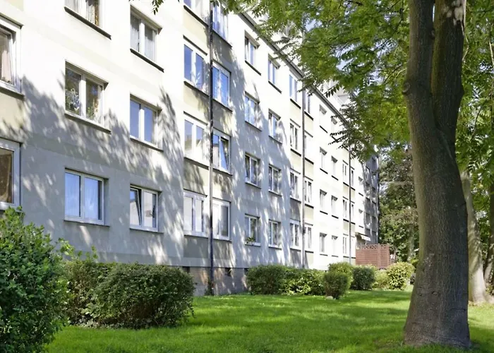 Modernes 3-Zimmer Apartment Fuer 5 Personen Nahe Messe Duesseldorf Duisburg